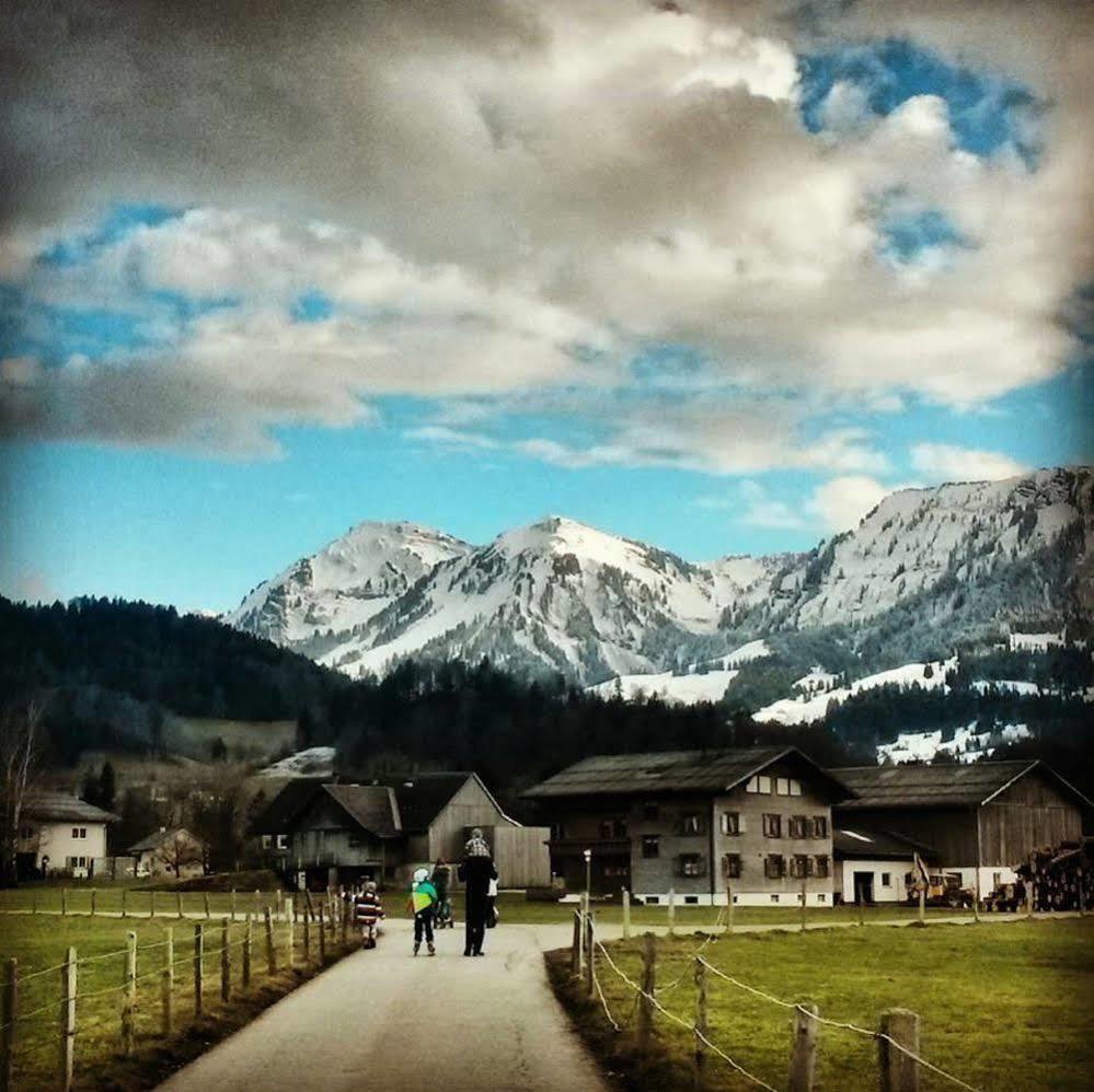 Hotel Gasthof Adler Lingenau Esterno foto